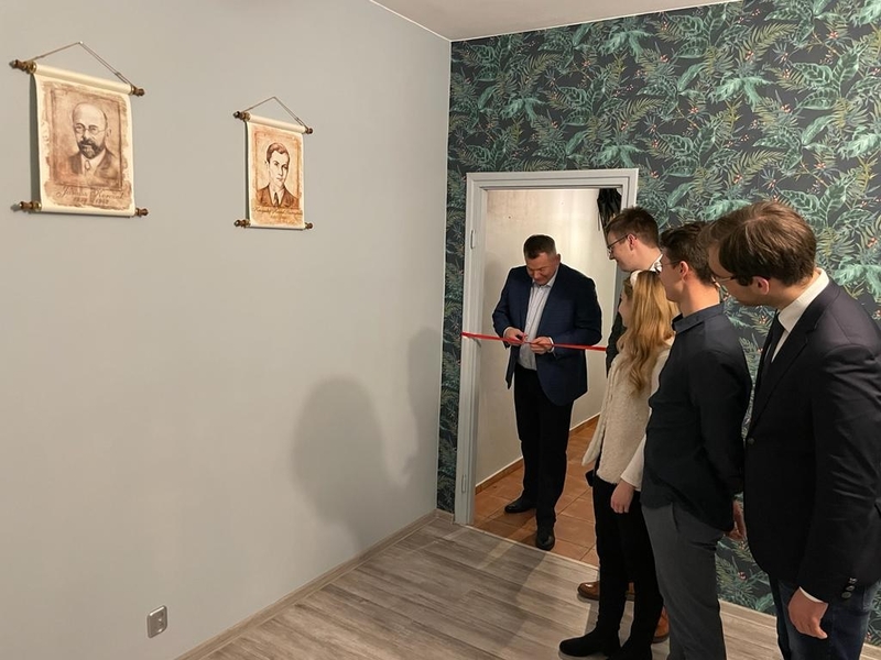 mat. pras. mat. pras.